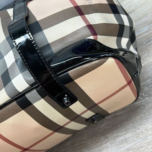 Burberry bag - Picture 12 of 14